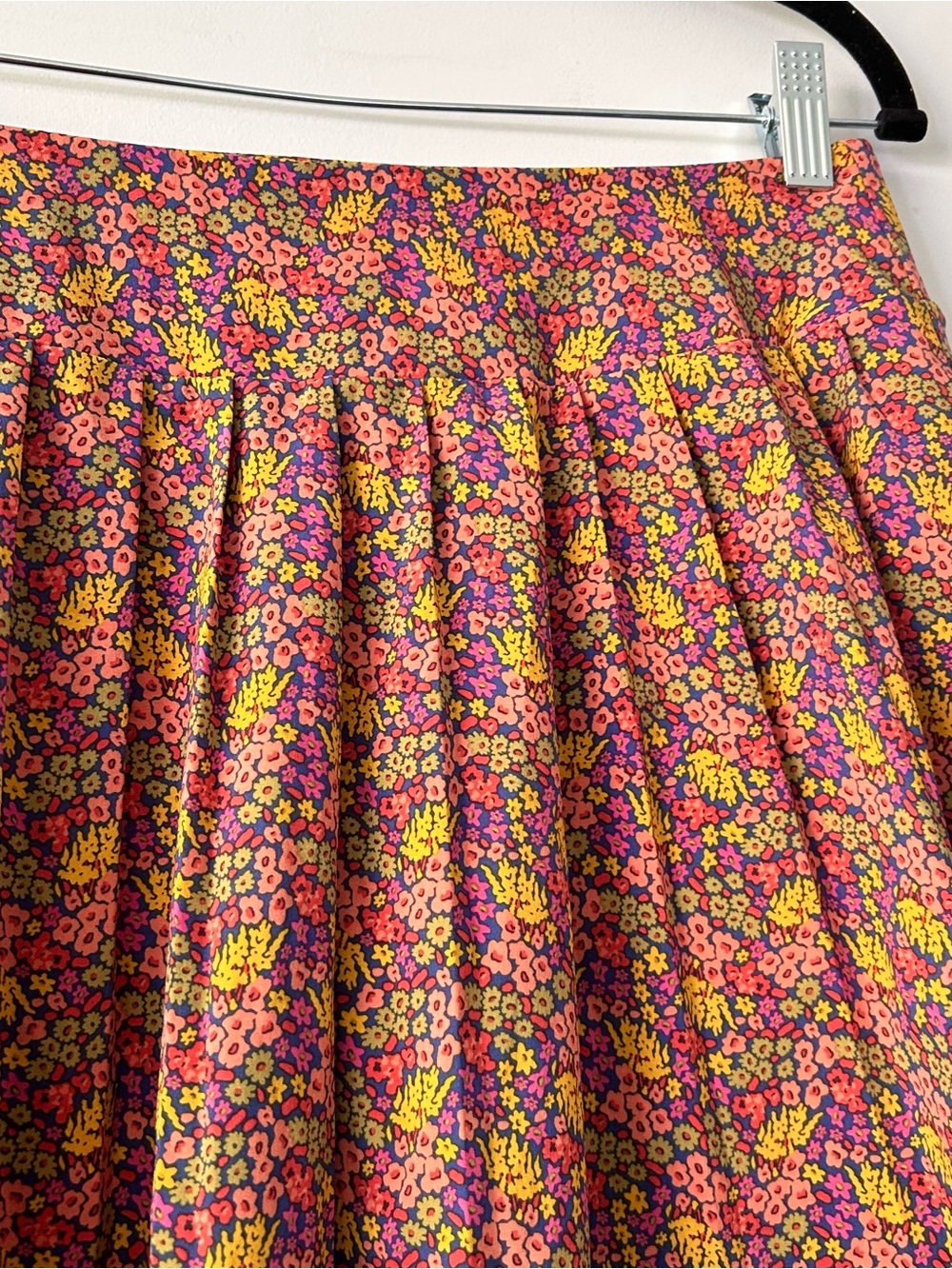 Toad&Co| Floral Pleated Circle Skirt in Floral Print sz Small - Picture 3 of 7